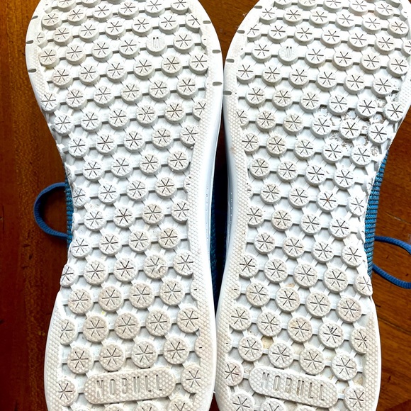 NOBULL Spring Floral Trainer - only worn 3 times - Picture 4 of 4